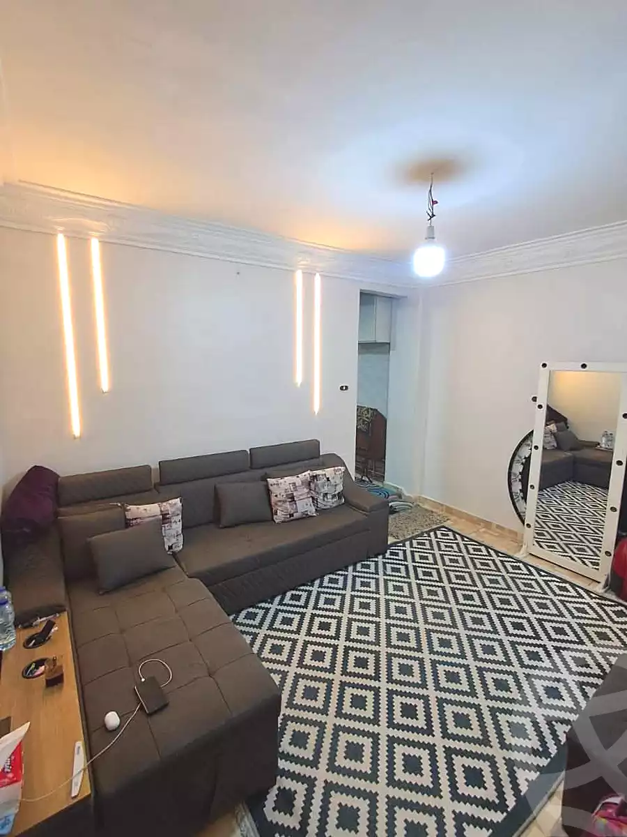 https://aqarmap.com.eg/ar/listing/6868619-for-sale-alexandria-el-asafra-shr-45