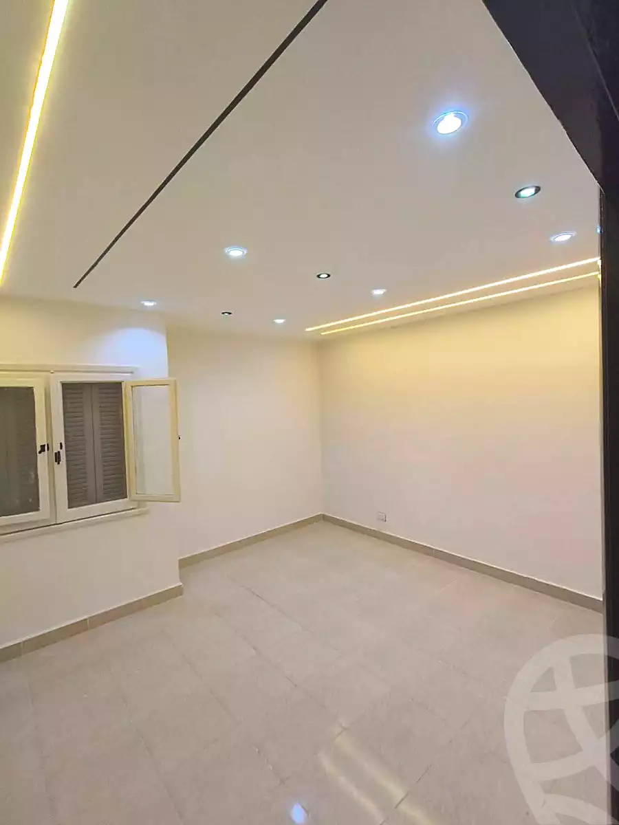 https://aqarmap.com.eg/ar/listing/6868634-for-sale-alexandria-al-agamy-lbytsh-al-samalehy-1-st