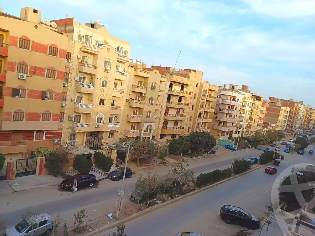 https://aqarmap.com.eg/ar/listing/6868740-for-rent-cairo-6th-of-october-el-ahyaa-neighborhood-4th-neighborhood-3