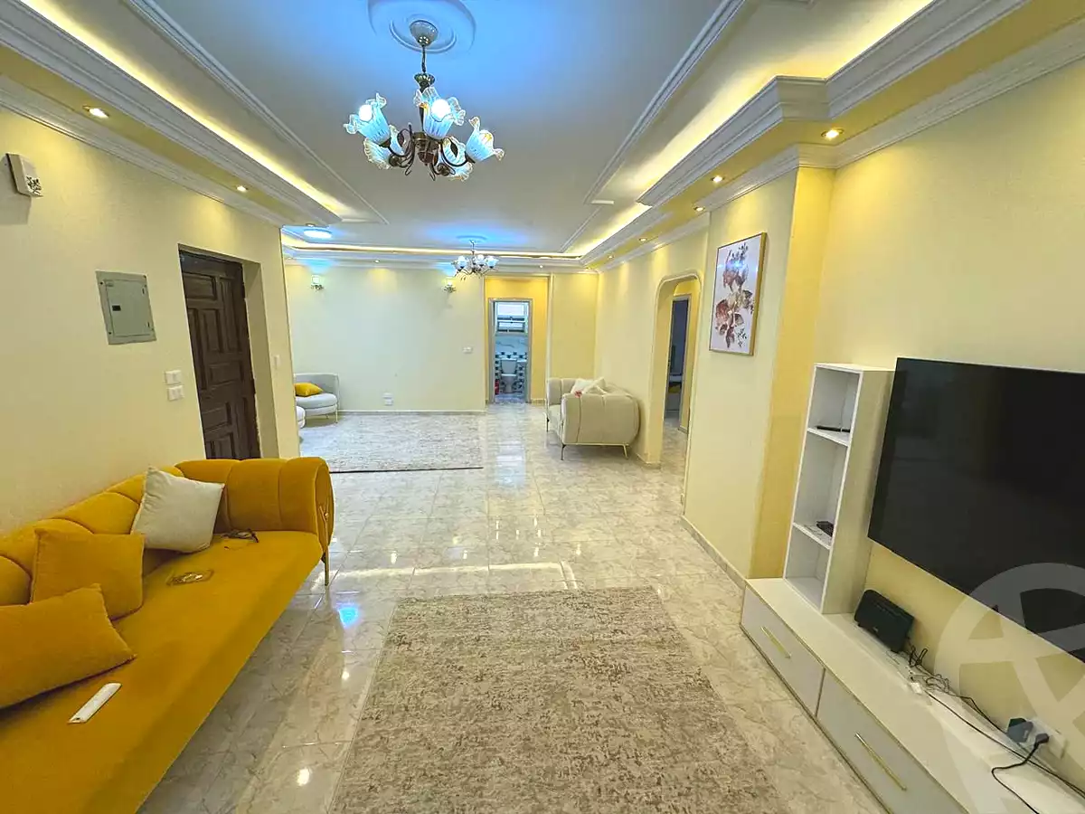 https://aqarmap.com.eg/ar/listing/6868756-for-rent-cairo-6th-of-october-el-ahyaa-neighborhood-1st-seventh-neighborhood