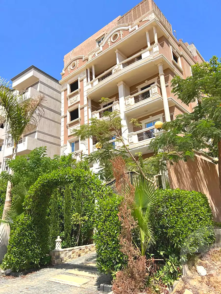 https://aqarmap.com.eg/ar/listing/6868786-for-sale-cairo-6th-of-october-el-tawsaat-el-shamalya