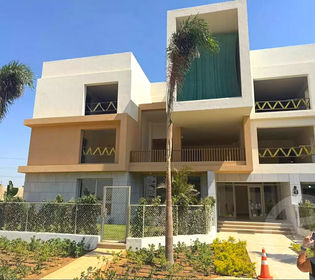 https://aqarmap.com.eg/ar/listing/6868943-for-sale-cairo-el-sheikh-zayed-city-lshykh-zyd-ljdyd-mar-ville-compound-almarasem