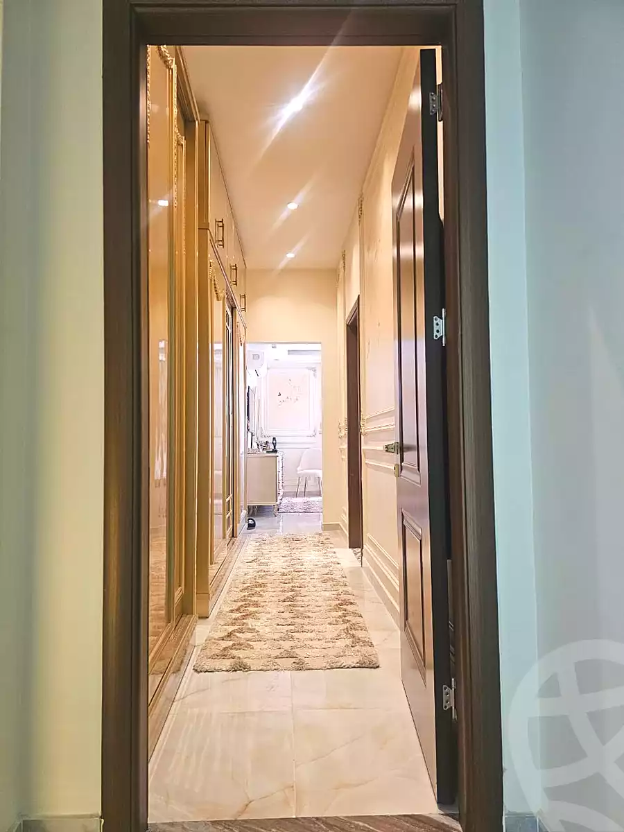 https://aqarmap.com.eg/ar/listing/6869152-for-sale-cairo-new-cairo-compounds-galleria-moon-valley-compound-arabia