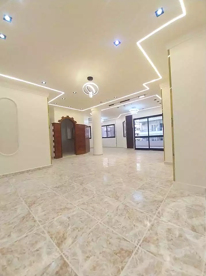 https://aqarmap.com.eg/ar/listing/6869729-for-sale-alexandria-al-agamy-lbytsh