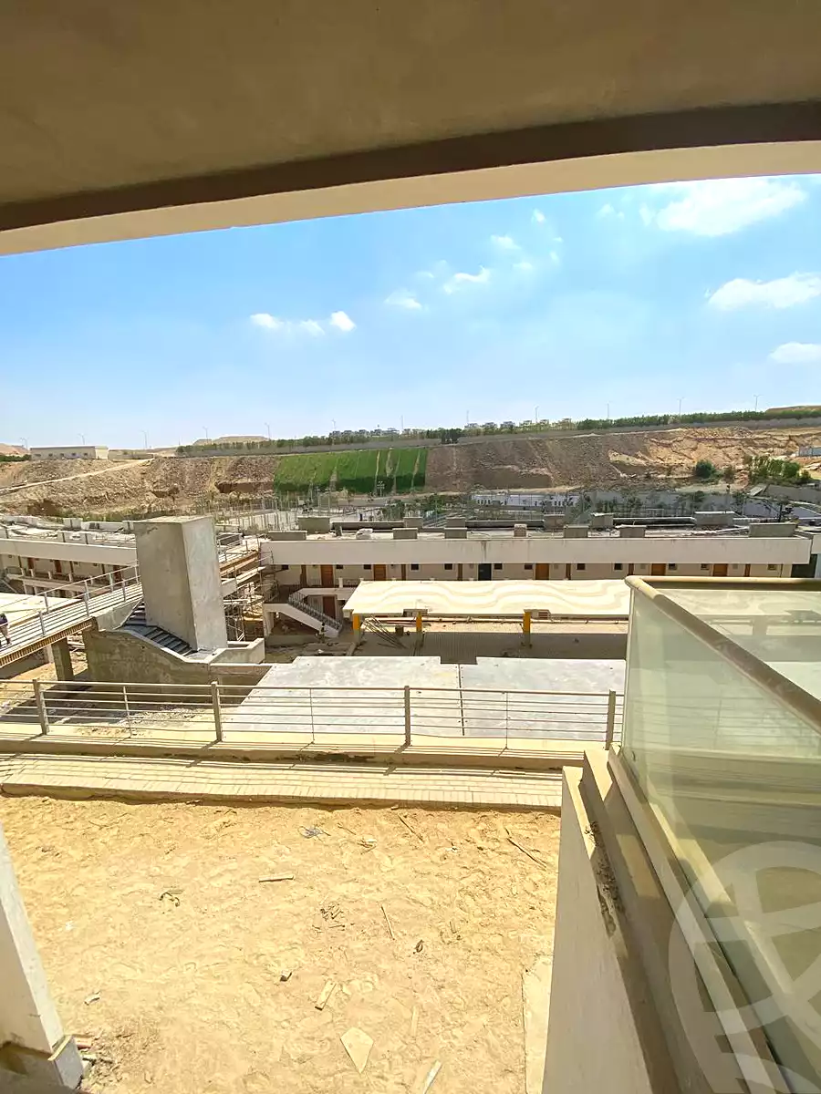 https://aqarmap.com.eg/ar/listing/6870221-for-sale-cairo-new-cairo-compounds-mwntn-fyw-y-syty-club-park-mountain-view-icity