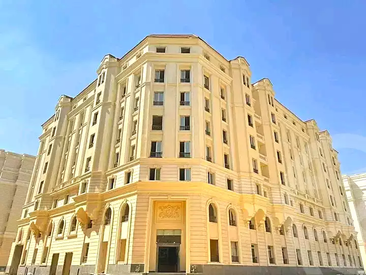 شقة بـ٣ غرف نوم في نيو جاردن سيتى، صورة ٦ من ١٧
