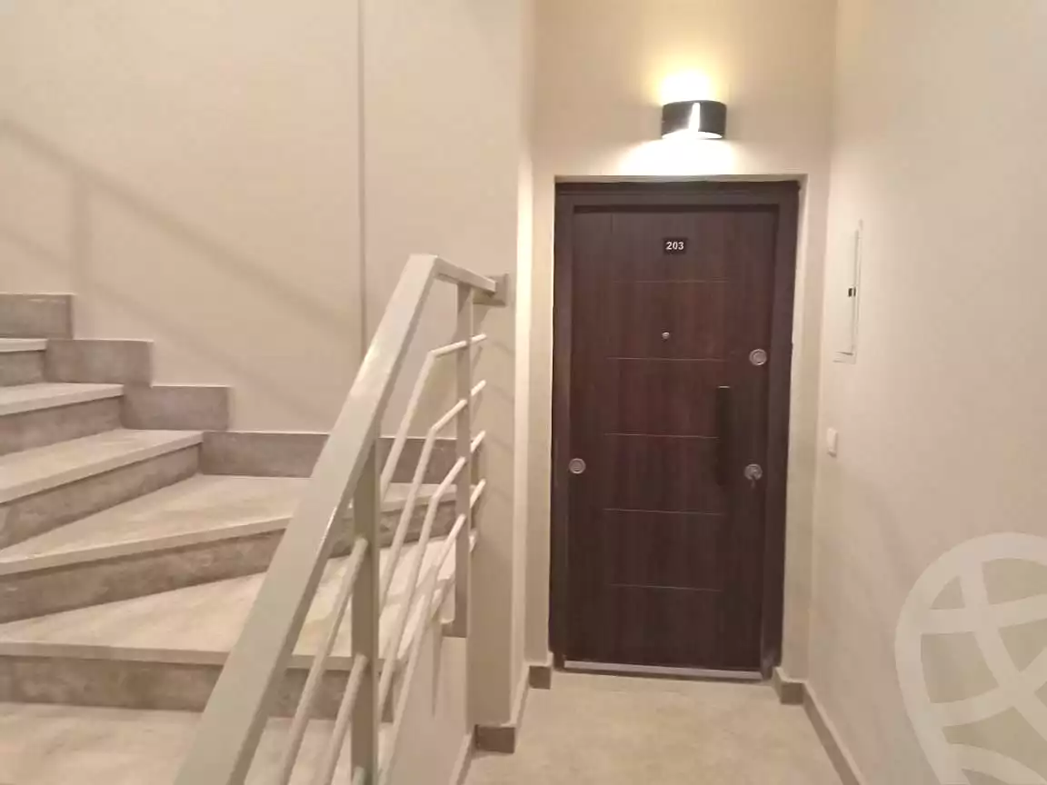 شقة بـ٣ غرف نوم في فيفث سكوير المراسم، صورة ٢ من ١٩