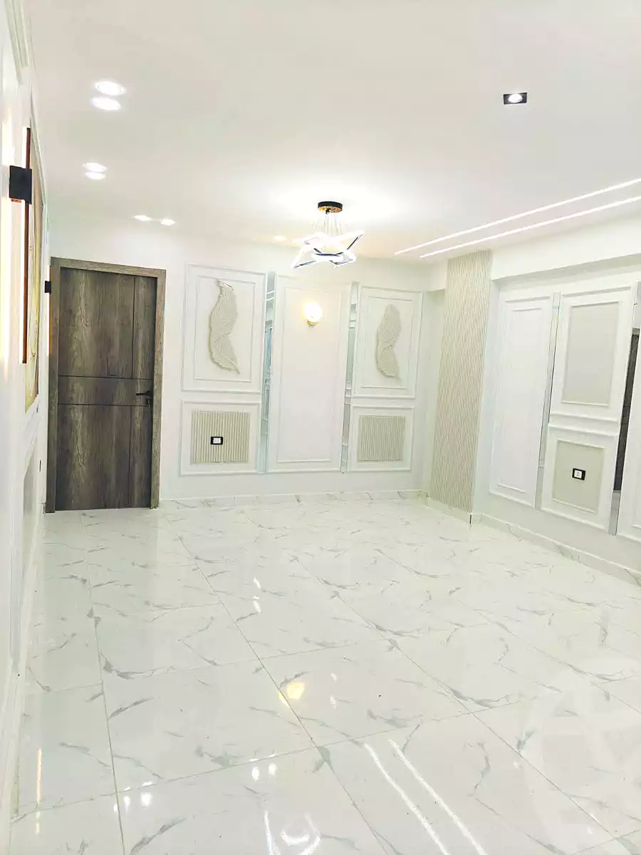 https://aqarmap.com.eg/en/listing/6871080-for-sale-alexandria-al-agamy-el-hanouvel-abo-el-shawareb-st