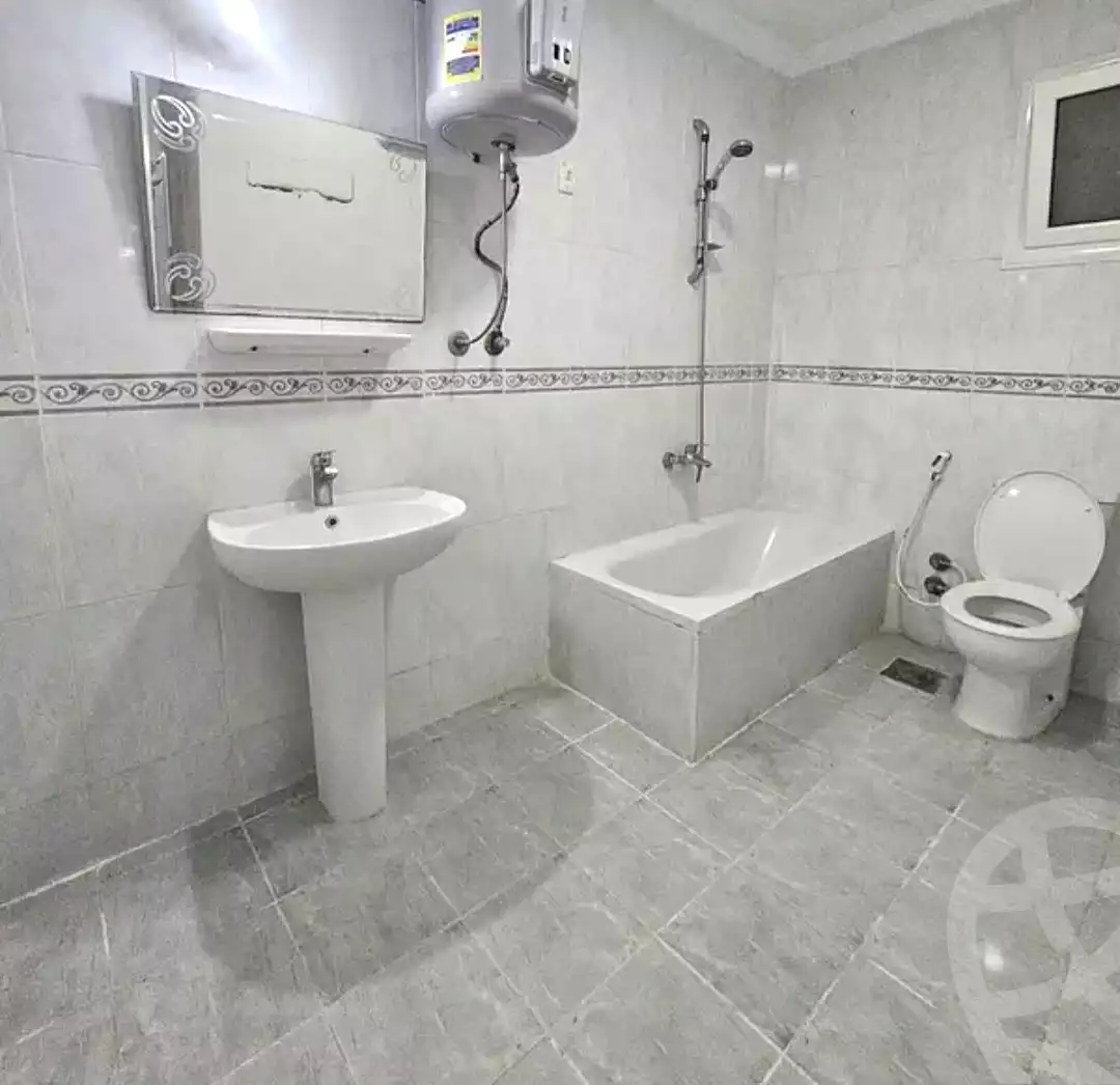 https://aqarmap.com.eg/ar/listing/6872007-for-rent-alexandria-el-montazah-compounds-in-el-montazah-marseilia-florence