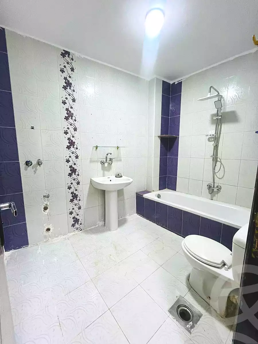 https://aqarmap.com.eg/en/listing/6872248-for-sale-alexandria-lsywf-el-falki