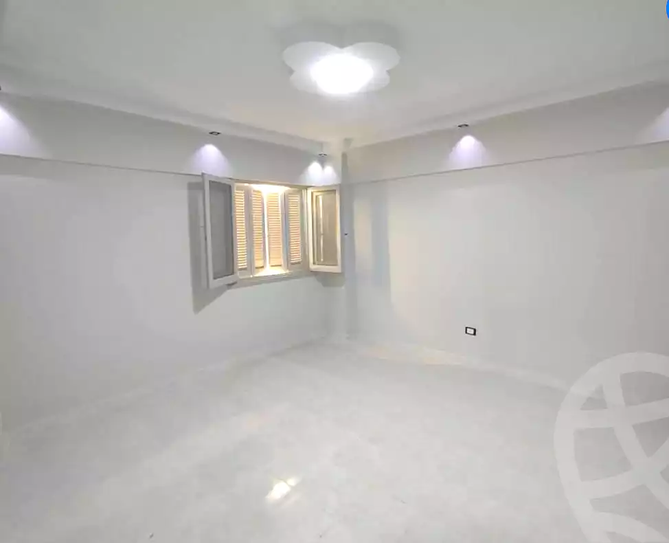 https://aqarmap.com.eg/ar/listing/6872674-for-sale-alexandria-al-agamy-shataa-el-nakheel