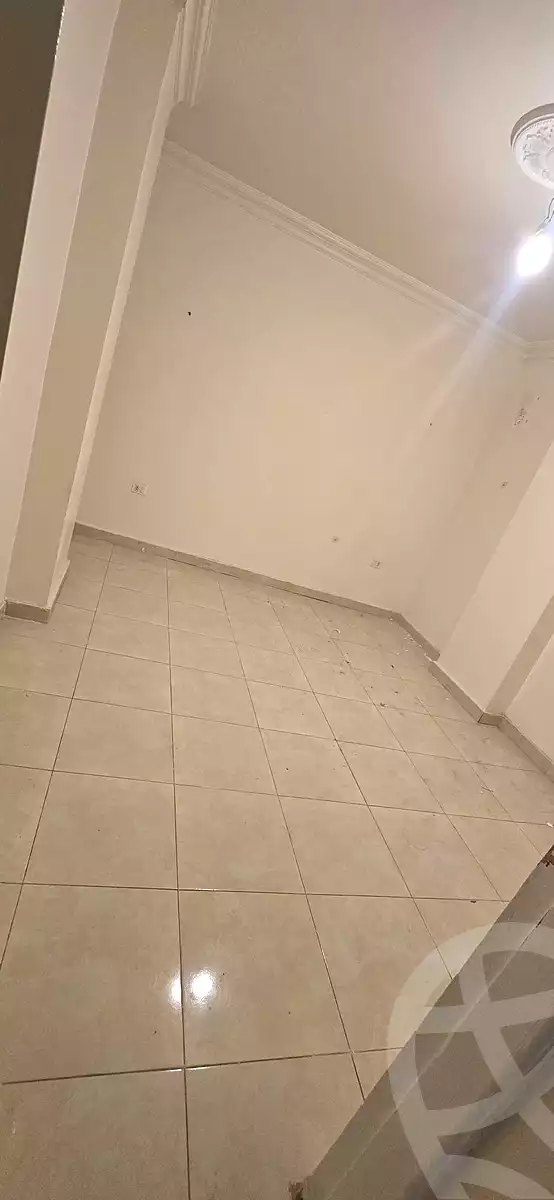 https://aqarmap.com.eg/ar/listing/6872691-for-rent-cairo-helwan-mostafa-fahmy-st