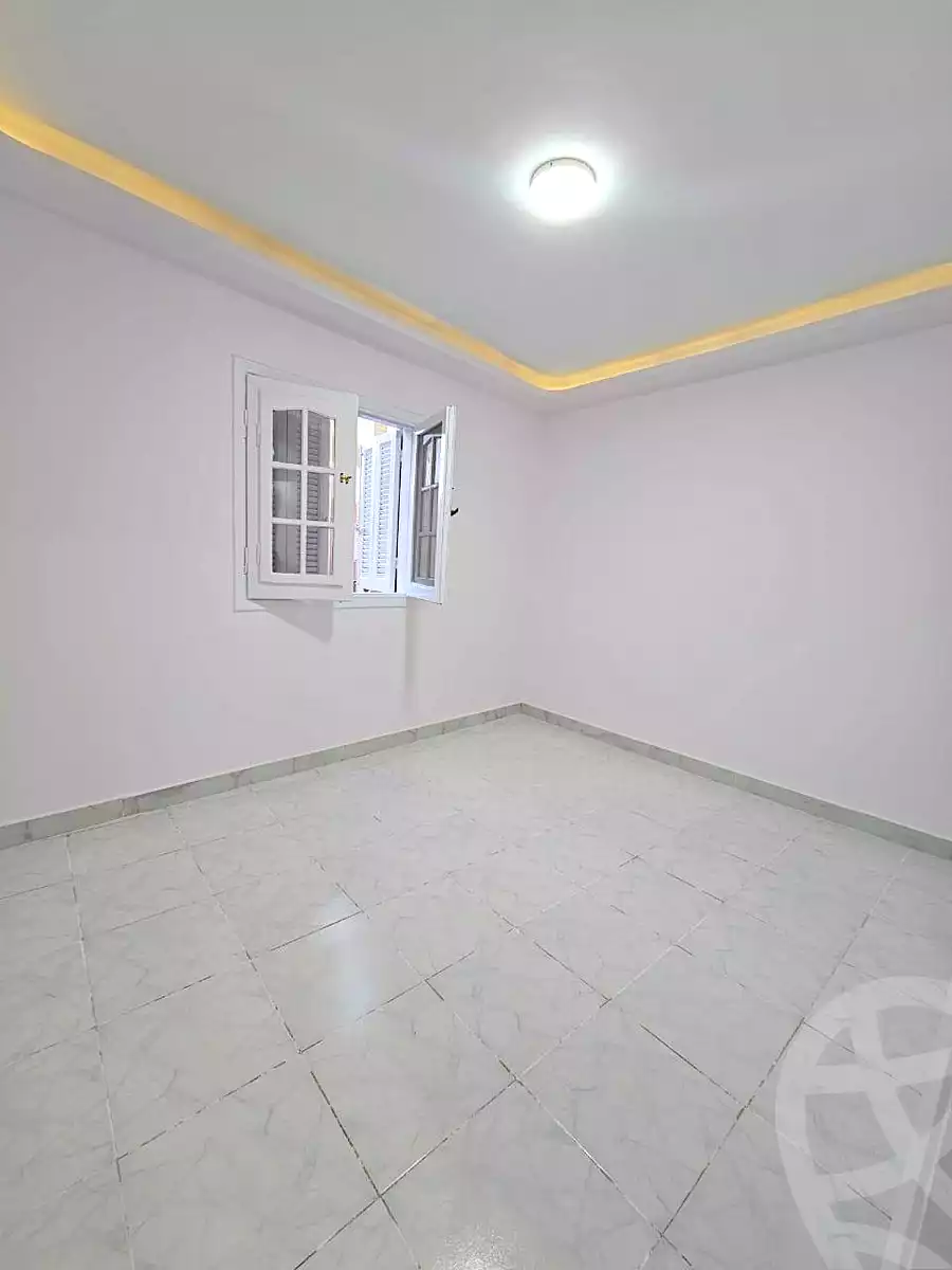 https://aqarmap.com.eg/ar/listing/6872801-for-sale-alexandria-al-agamy-shataa-el-nakheel