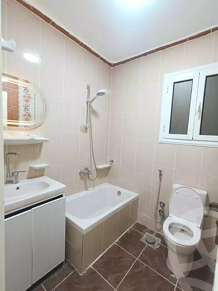 https://aqarmap.com.eg/ar/listing/6872988-for-sale-alexandria-al-agamy-lbytsh-khalil-ballw-st