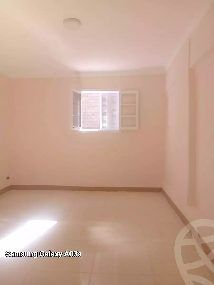 https://aqarmap.com.eg/en/listing/6873690-for-sale-alexandria-al-agamy-bw-ywsf