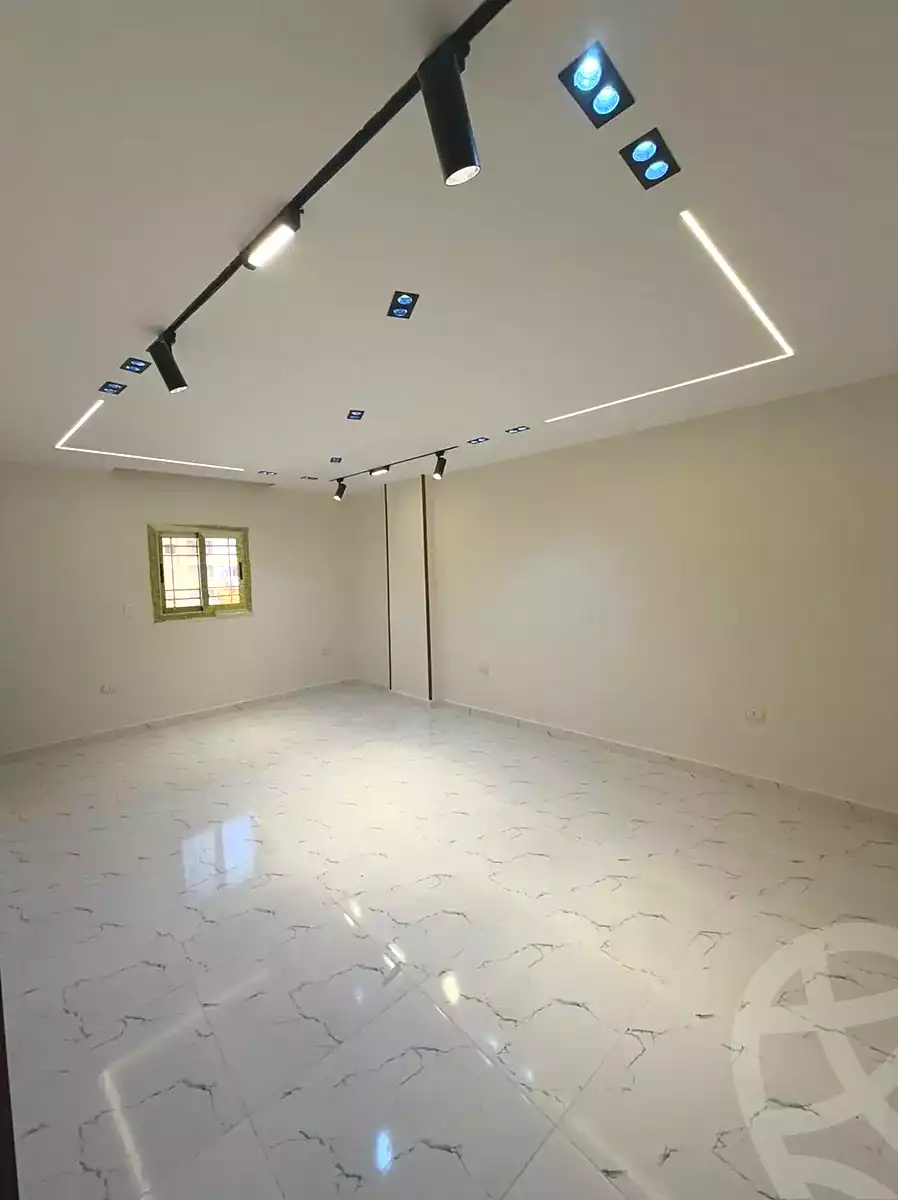 https://aqarmap.com.eg/ar/listing/6873724-for-sale-alexandria-al-agamy-lbytsh-bianchiii