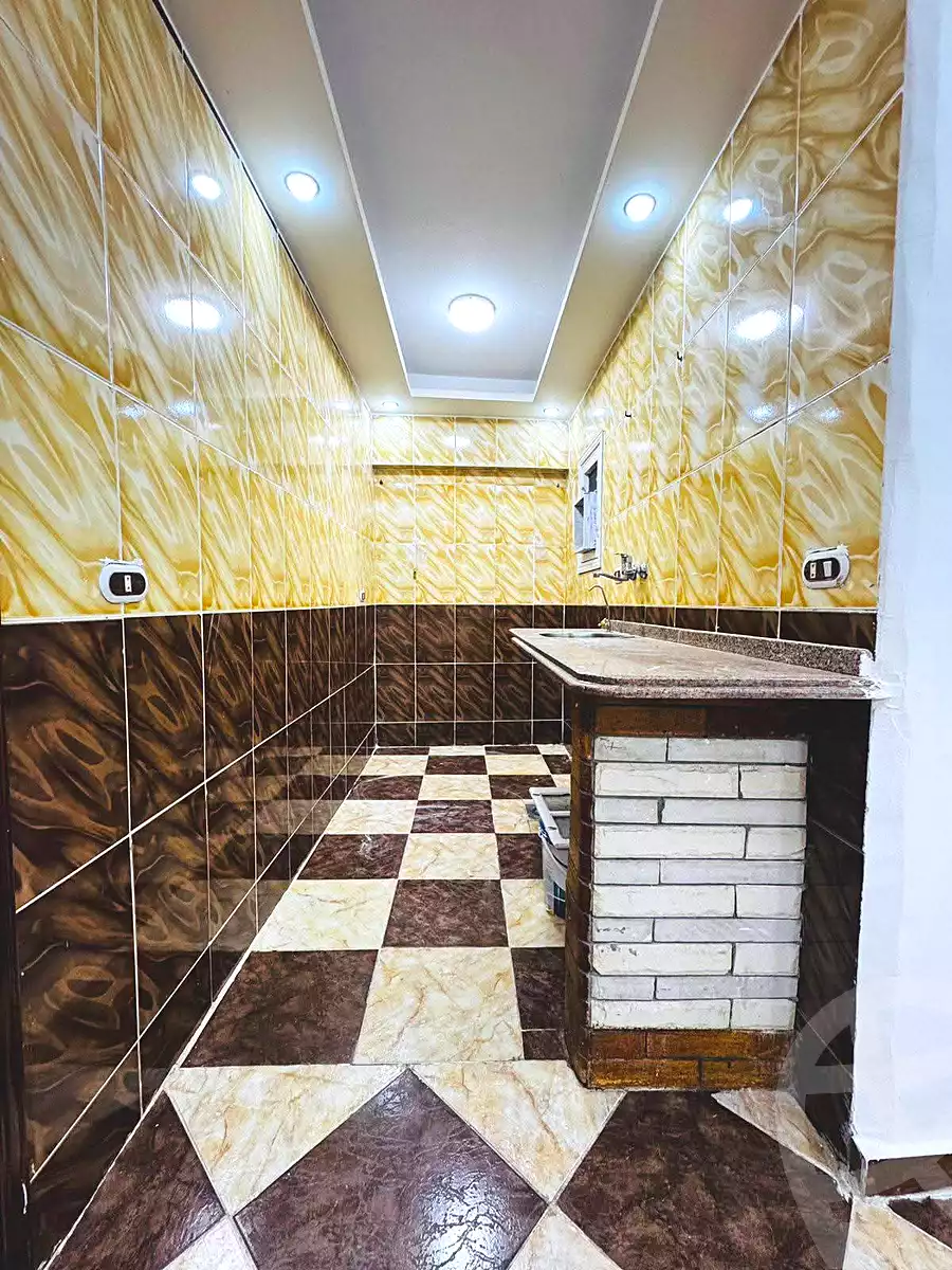 https://aqarmap.com.eg/ar/listing/6873900-for-sale-alexandria-al-agamy-shataa-el-nakheel-street-35