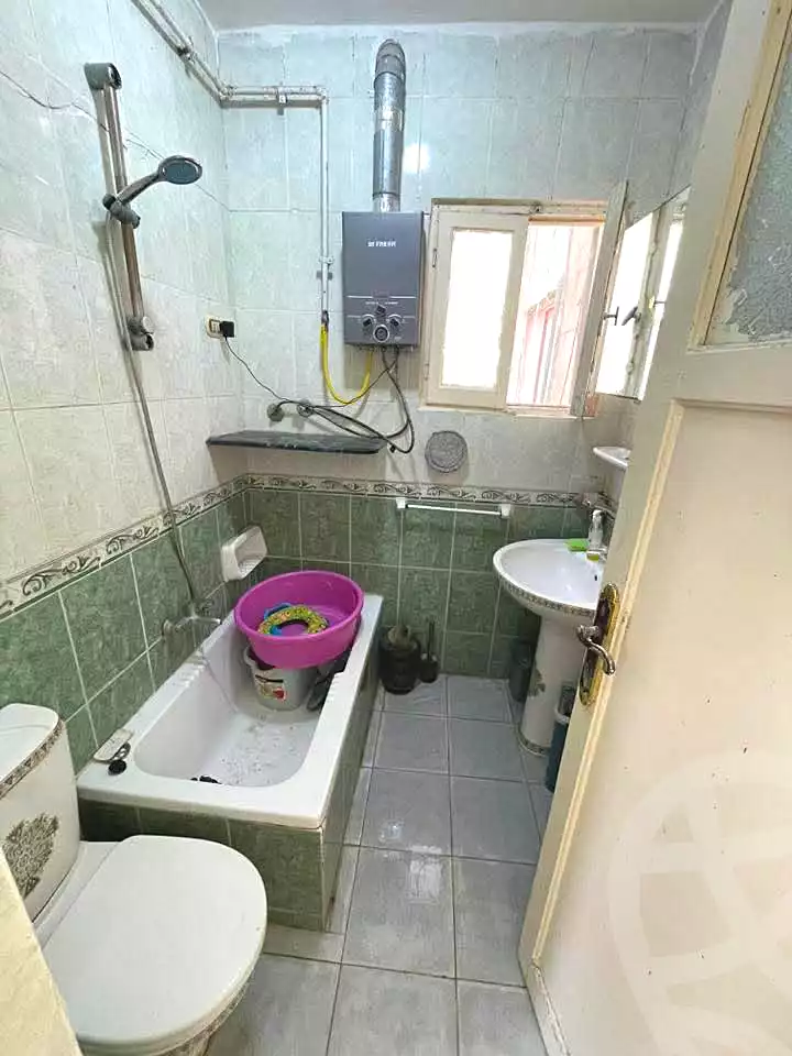 https://aqarmap.com.eg/en/listing/6873983-for-sale-alexandria-el-mandara-alex-el-mandara-bahri-sidi-kamal-st