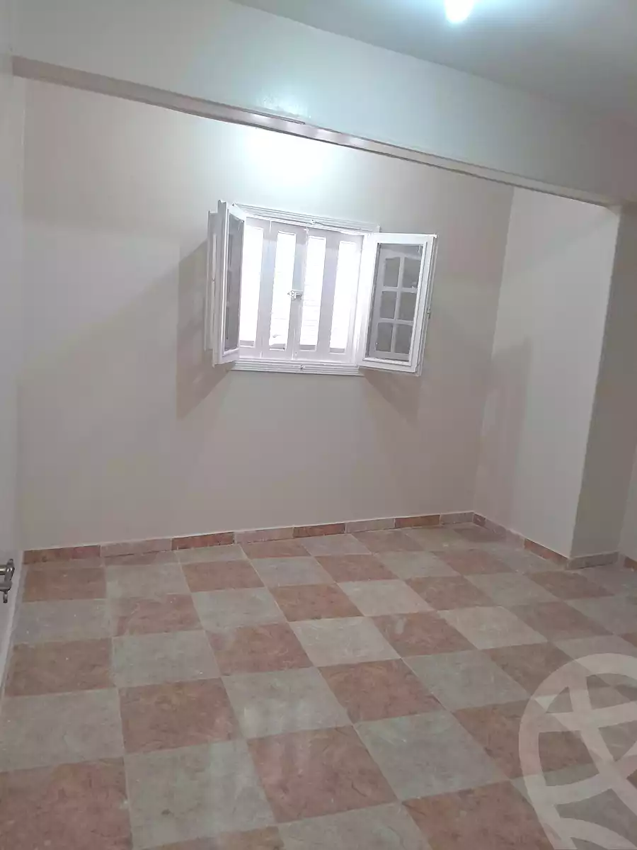 https://aqarmap.com.eg/ar/listing/6874435-for-sale-alexandria-al-agamy-bw-ywsf