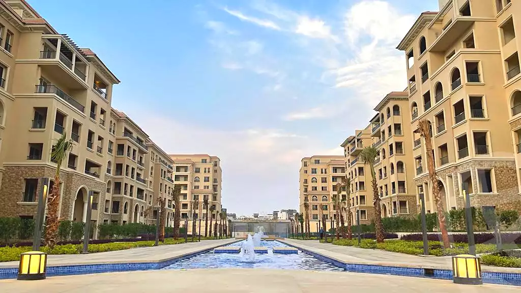 https://aqarmap.com.eg/ar/listing/6874489-for-sale-cairo-new-cairo-compounds-ninety-avenue