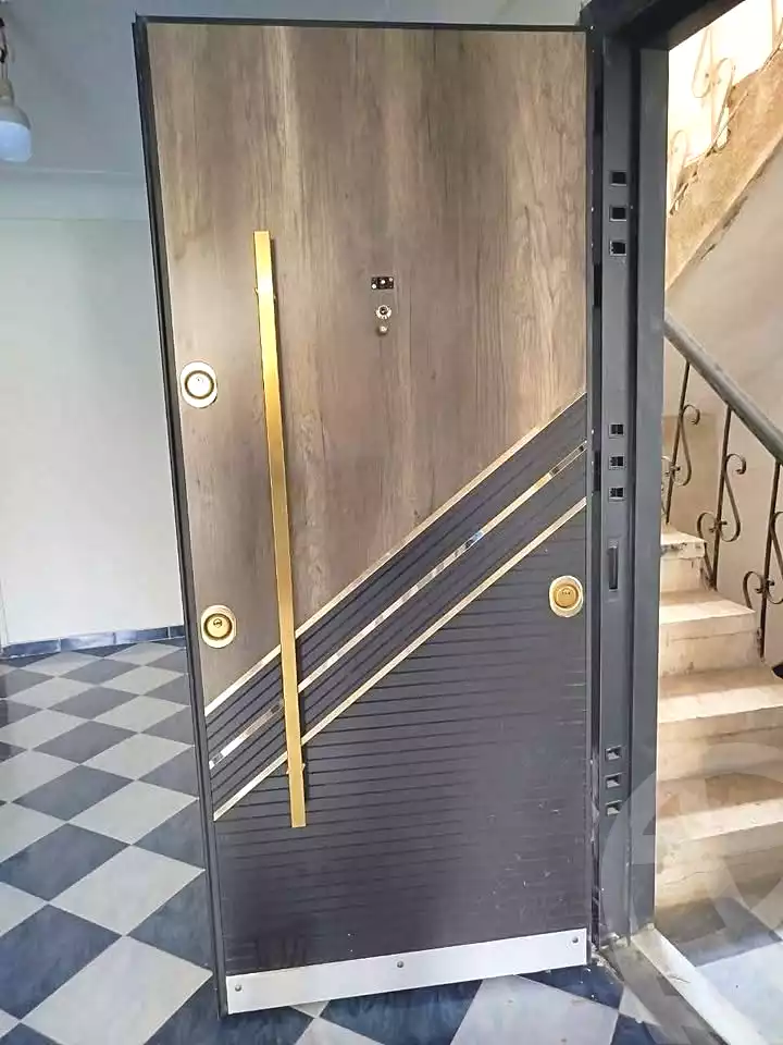 https://aqarmap.com.eg/en/listing/6874523-for-sale-alexandria-al-agamy-el-hanouvel-kasr-al-quiri-st-1