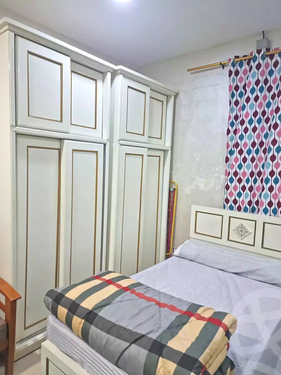 https://aqarmap.com.eg/ar/listing/6874667-for-rent-cairo-6th-of-october-el-ahyaa-neighborhood-1st-third-neighborhood