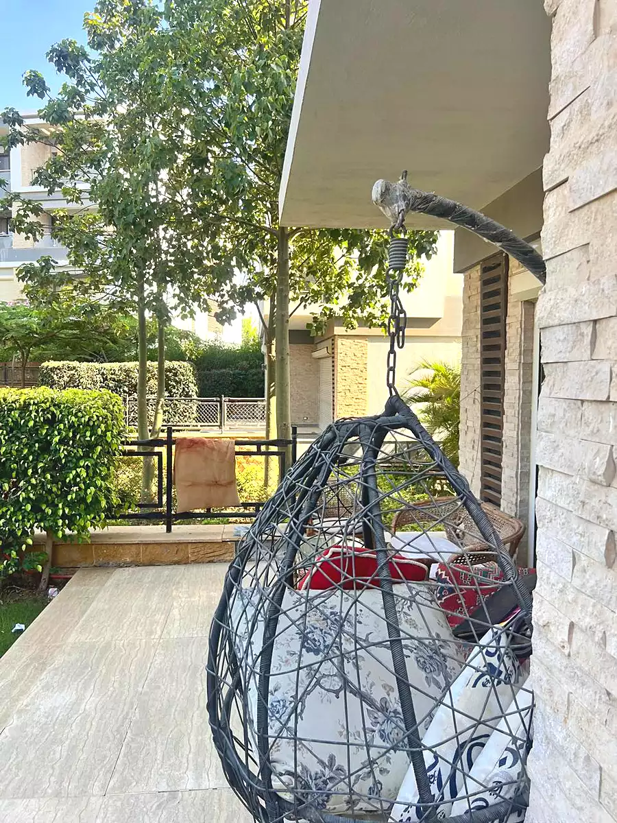 https://aqarmap.com.eg/ar/listing/6874786-for-rent-cairo-el-sheikh-zayed-city-compounds-kmbwnd-wn-16-swdyk