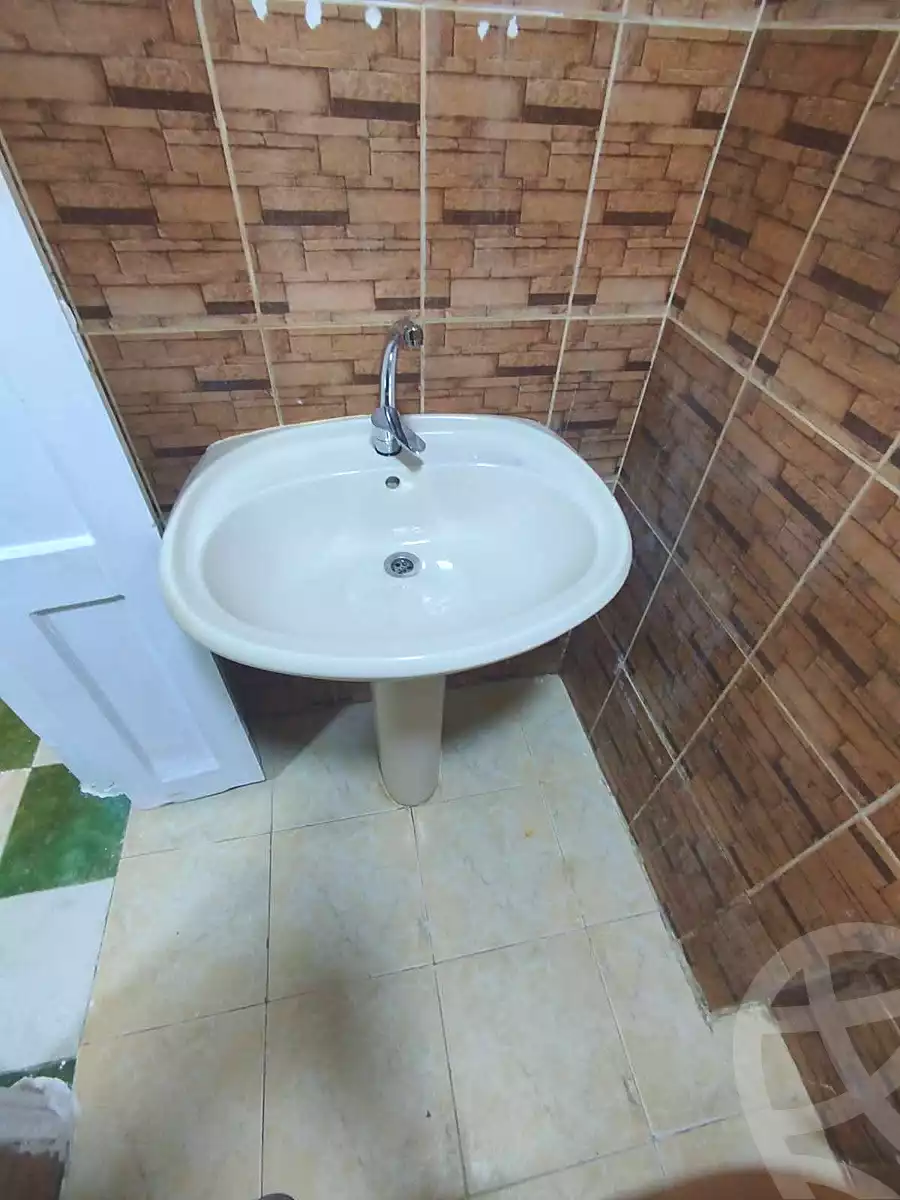 https://aqarmap.com.eg/ar/listing/6874960-for-sale-alexandria-sydy-bshr-sydy-bshr-bhry-gamal-abd-el-nasir-st