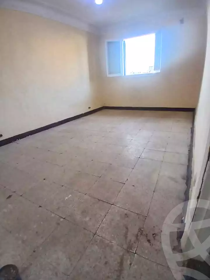 https://aqarmap.com.eg/ar/listing/6875047-for-sale-alexandria-al-agamy-lbytsh-ain-shams-st