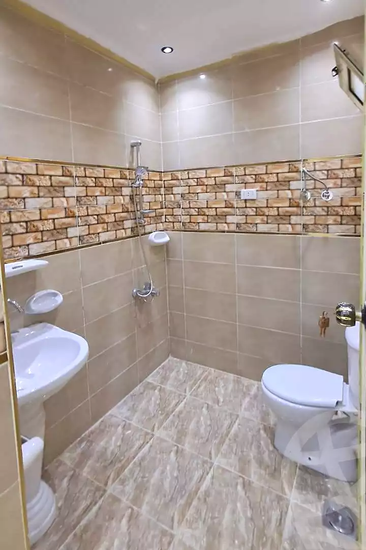 https://aqarmap.com.eg/ar/listing/6875115-for-sale-alexandria-al-agamy-bw-ywsf
