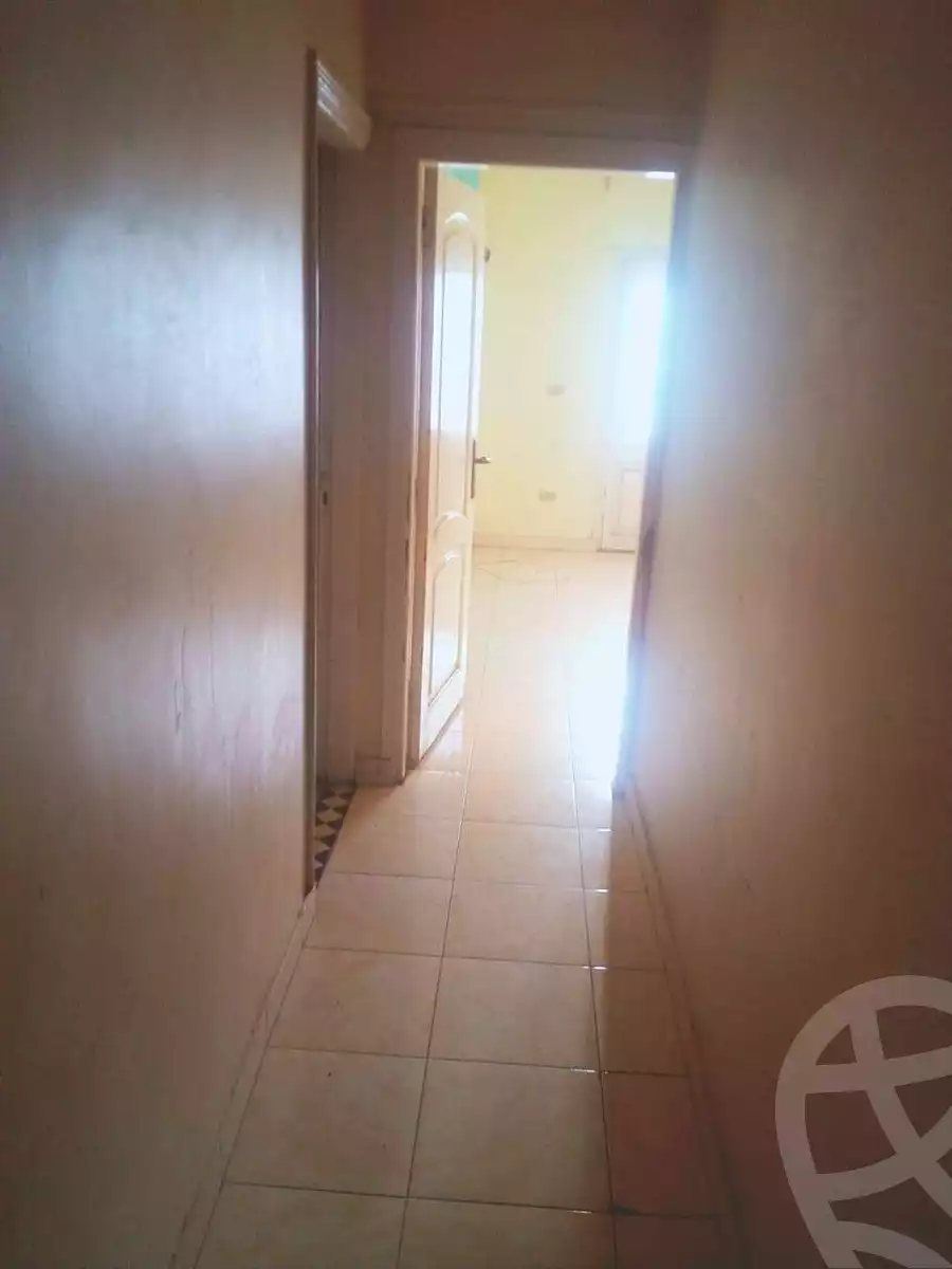 https://aqarmap.com.eg/ar/listing/6875129-for-rent-cairo-helwan-mahmoud-khater-st
