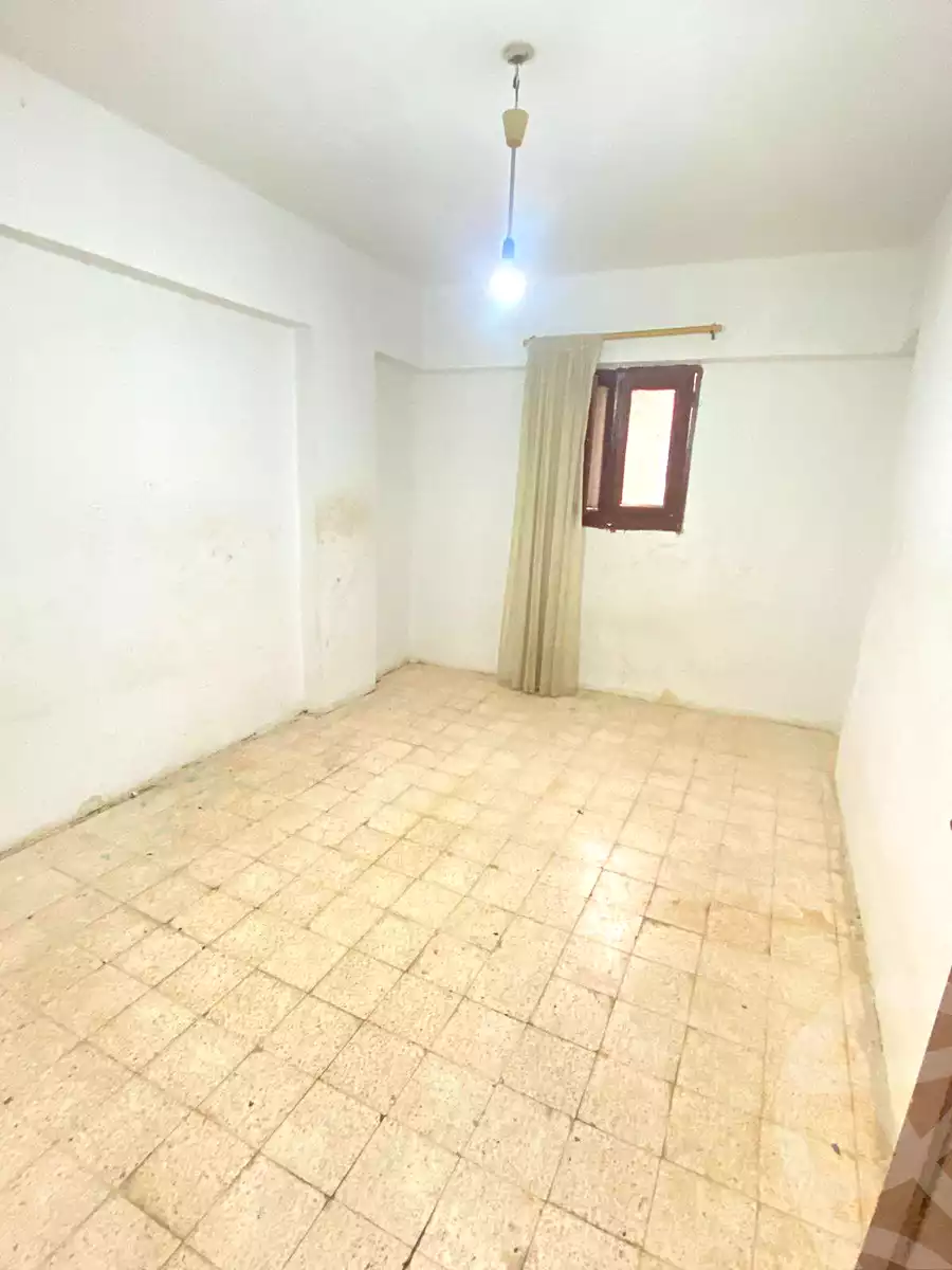 https://aqarmap.com.eg/ar/listing/6875557-for-sale-alexandria-al-agamy-el-hanouvel-al-asdakaa-st