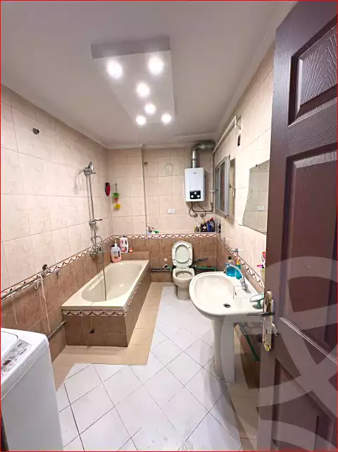 https://aqarmap.com.eg/ar/listing/6875698-for-sale-cairo-helwan-sherif-st