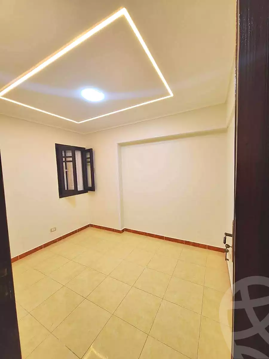 https://aqarmap.com.eg/en/listing/6875709-for-sale-alexandria-sydy-bshr-sydy-bshr-bhry-street-16