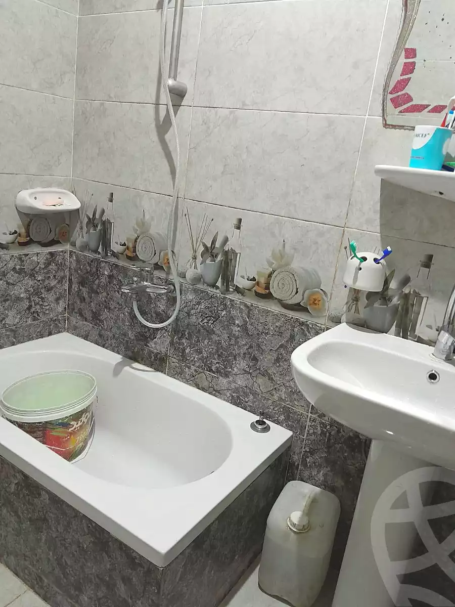 https://aqarmap.com.eg/ar/listing/6875833-for-sale-alexandria-al-agamy-lbytsh