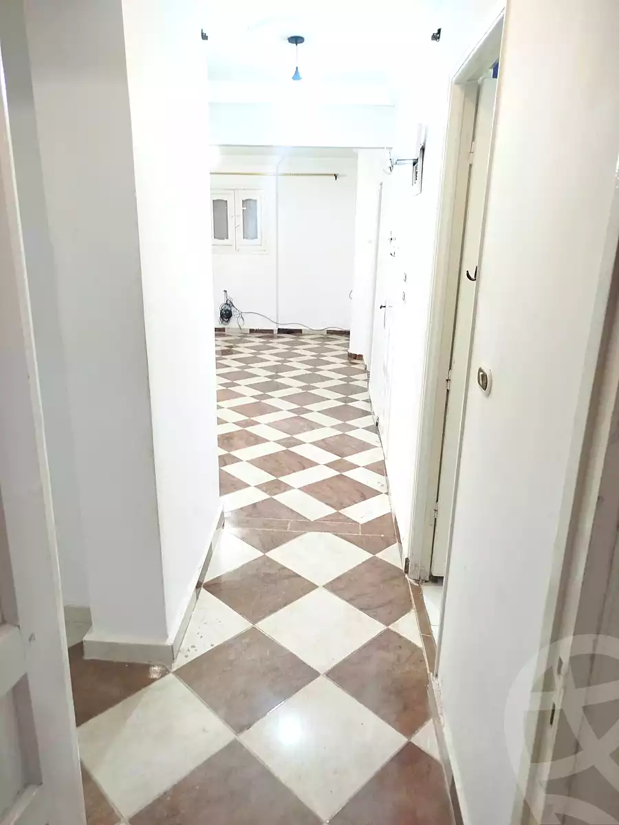 https://aqarmap.com.eg/ar/listing/6876103-for-rent-alexandria-el-asafra-l-sfr-bhry