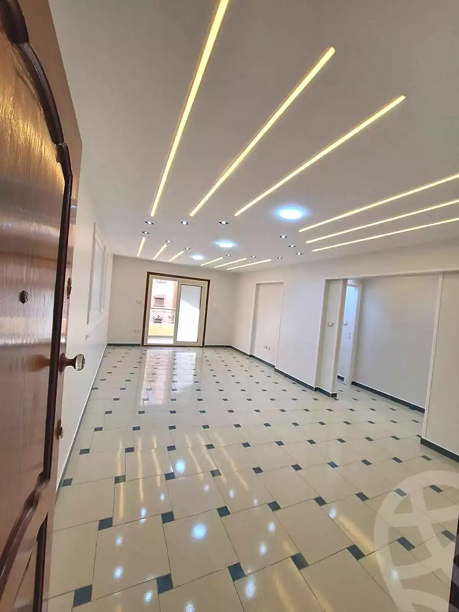 https://aqarmap.com.eg/ar/listing/6876322-for-sale-alexandria-sydy-bshr-sydy-bshr-bhry-shr-mhmwd-l-yswy