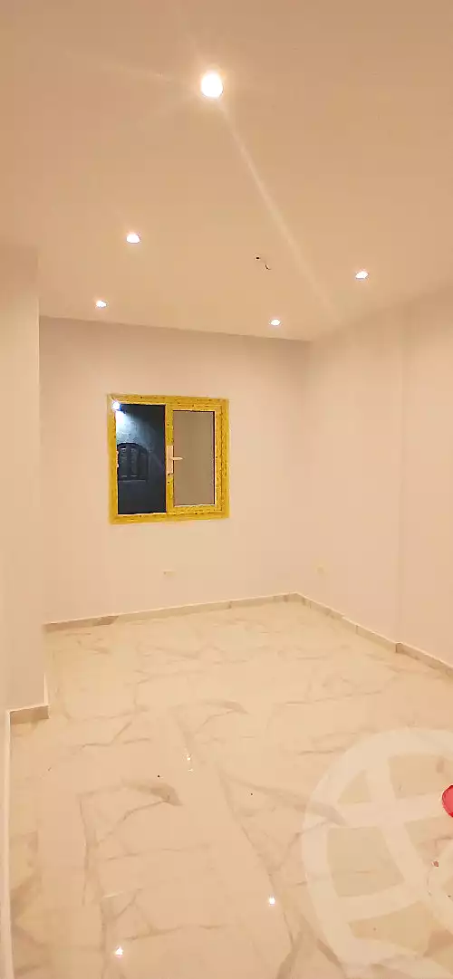 https://aqarmap.com.eg/ar/listing/6876566-for-sale-cairo-6th-of-october-el-ahyaa-neighborhood-2nd-divided-from-al-kafrawei-st