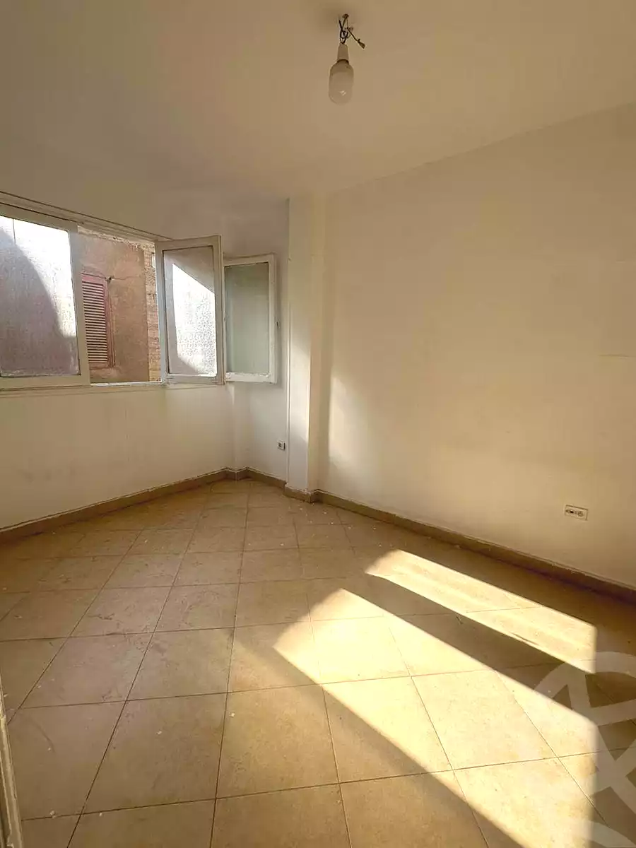 https://aqarmap.com.eg/ar/listing/6876852-for-sale-cairo-el-haram-shareaa-naser-el-thawrah