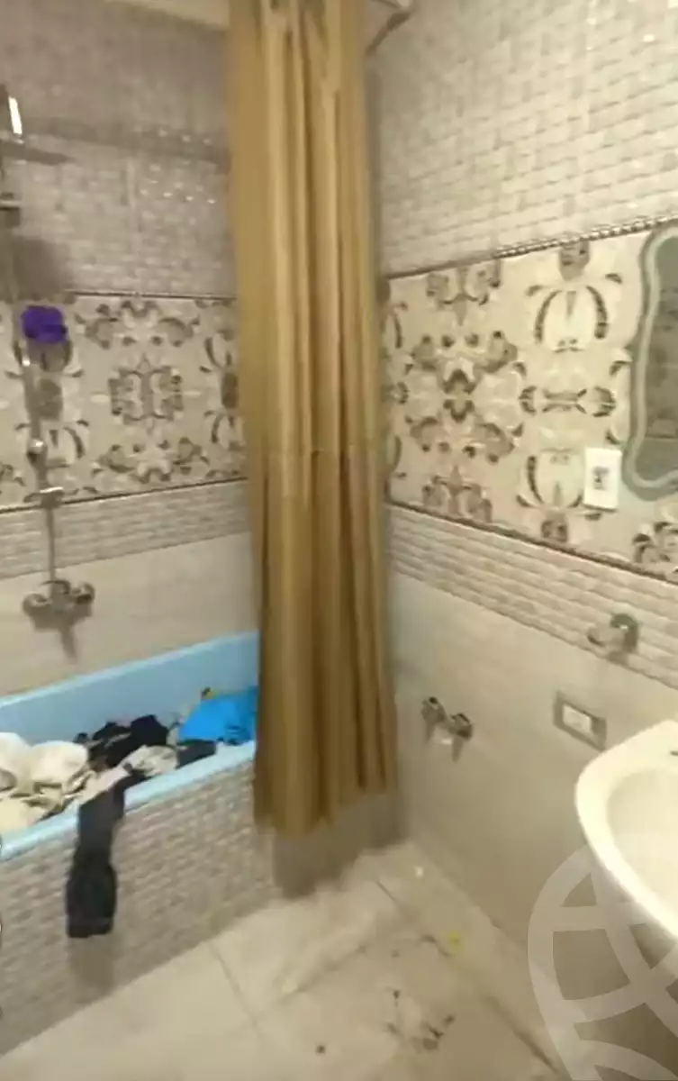 https://aqarmap.com.eg/ar/listing/6877062-for-sale-cairo-ain-shams-ahmed-esmat-st