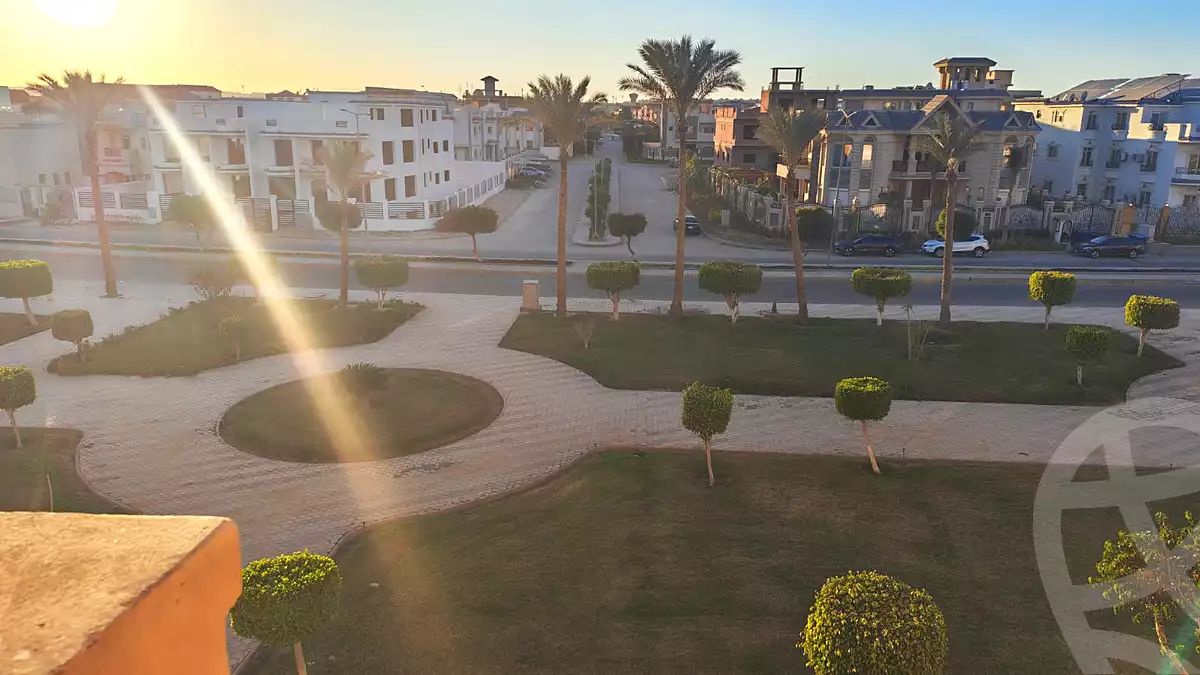 https://aqarmap.com.eg/ar/listing/6877848-for-rent-cairo-6th-of-october-compounds-dream-land-flower-resort