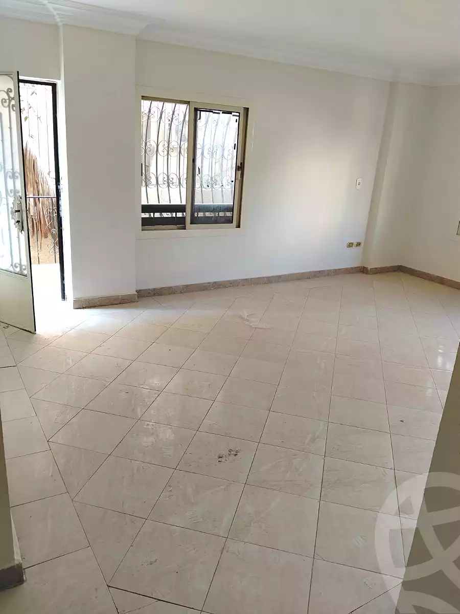 https://aqarmap.com.eg/ar/listing/6877863-for-rent-cairo-6th-of-october-el-ahyaa-neighborhood-8th-street-11