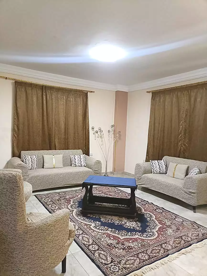 https://aqarmap.com.eg/ar/listing/6877895-for-rent-cairo-el-sheikh-zayed-city-lshykh-zyd-ljdyd-el-reef-el-oroby