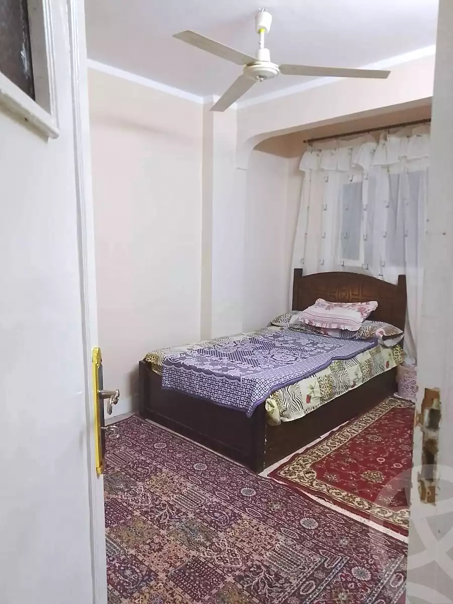 https://aqarmap.com.eg/ar/listing/6877547-for-sale-cairo-helwan-el-shareaa-el-sharby-st