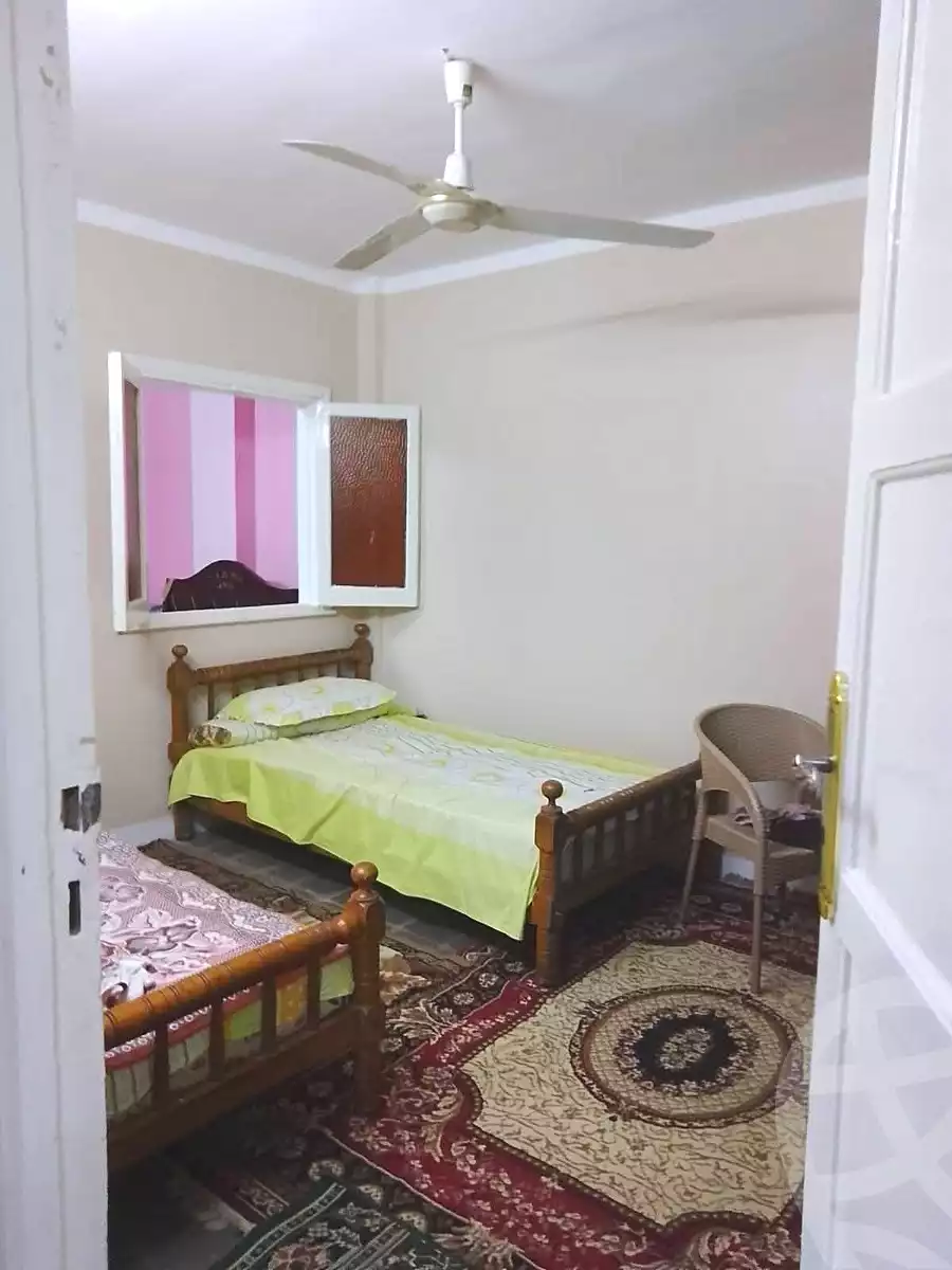 https://aqarmap.com.eg/en/listing/6876733-for-sale-cairo-helwan-el-shareaa-el-sharby-st