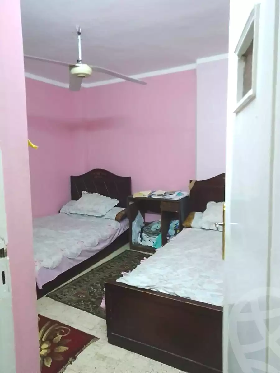 https://aqarmap.com.eg/en/listing/6876733-for-sale-cairo-helwan-el-shareaa-el-sharby-st
