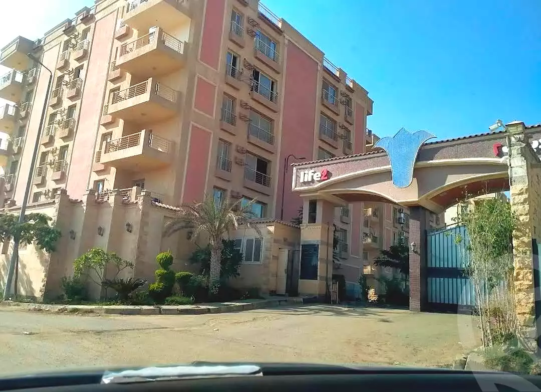 https://aqarmap.com.eg/ar/listing/6880019-for-rent-cairo-new-cairo-compounds-zohour-life-compound-2