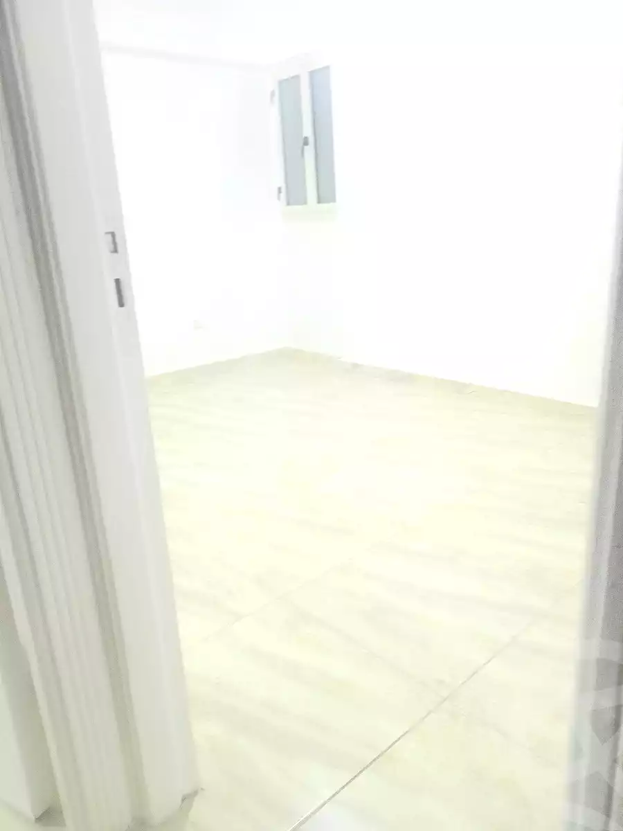 https://aqarmap.com.eg/ar/listing/6880334-for-sale-alexandria-el-asafra-l-sfr-bhry-atlas-st