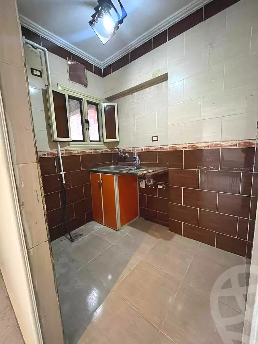 https://aqarmap.com.eg/ar/listing/6880442-for-rent-alexandria-sydy-bshr-sydy-bshr-bhry-street-16