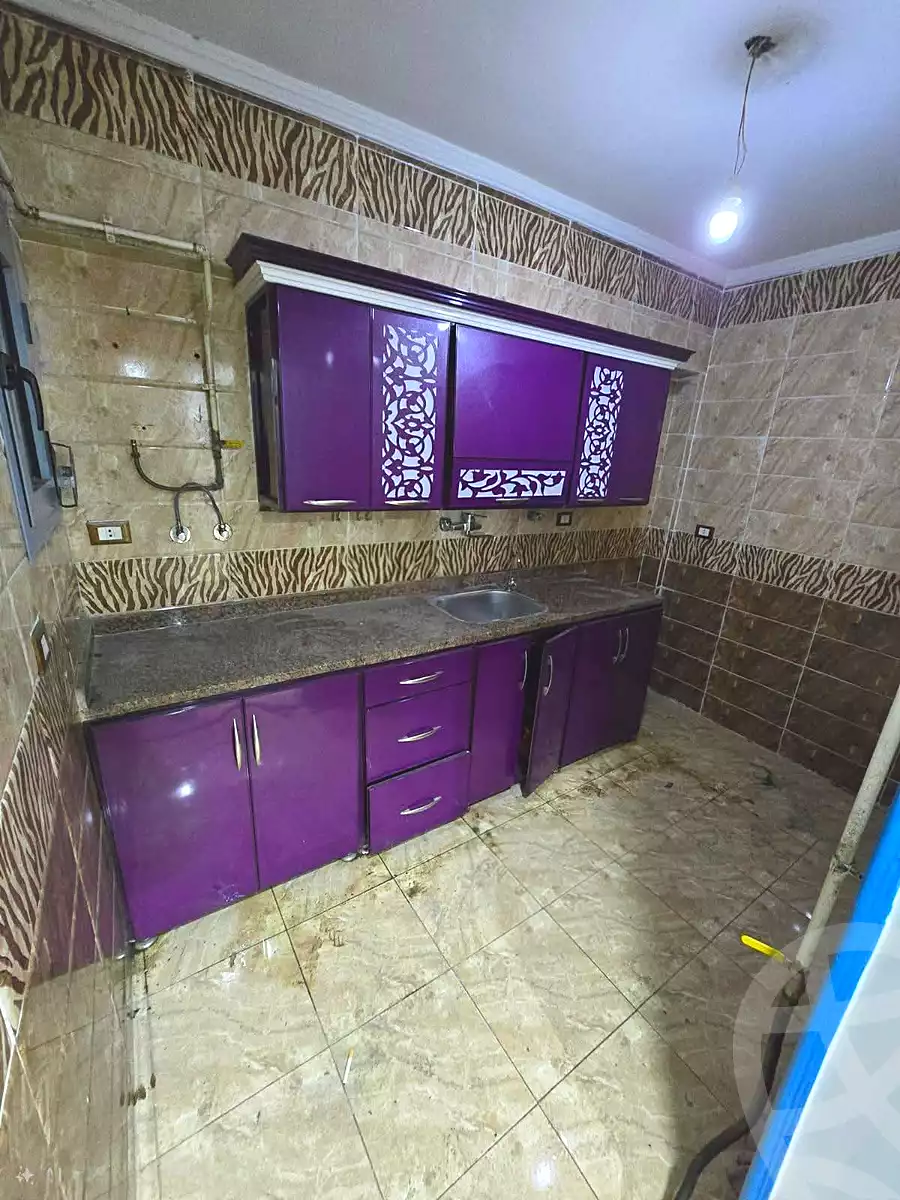 https://aqarmap.com.eg/en/listing/6880881-for-sale-alexandria-el-asafra-salman-el-farsi-st